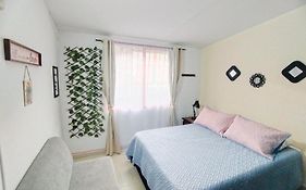Apartamento Familiar Privado 101 Con Bano Cocina Tv Wifi Sala